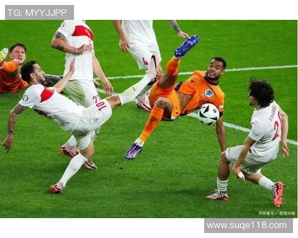 足球08号球星的辉煌时刻与赛场传奇故事全面解析